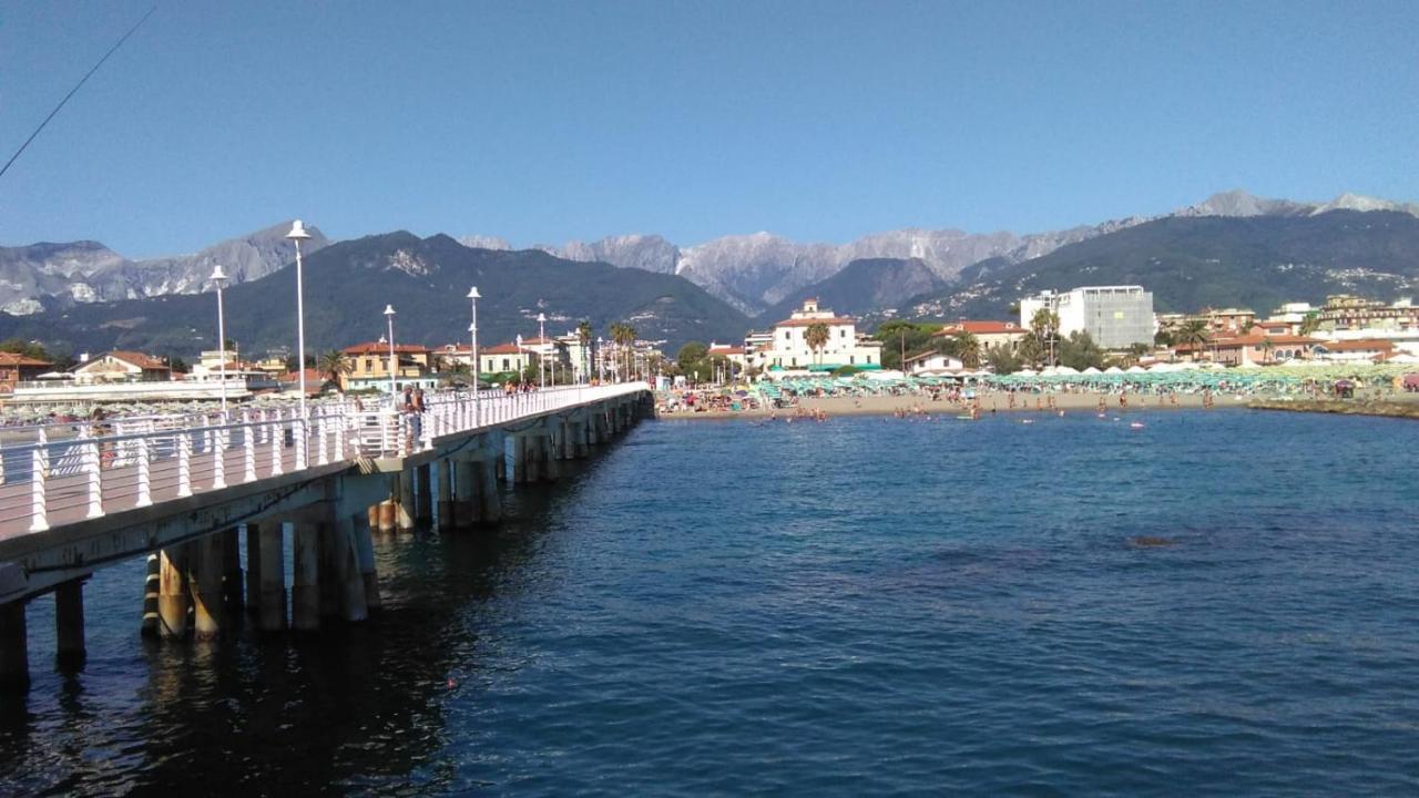 Appartamento Mare Pital Marina di Massa Esterno foto